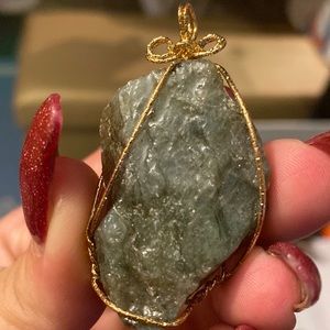 Labradorite Pendant